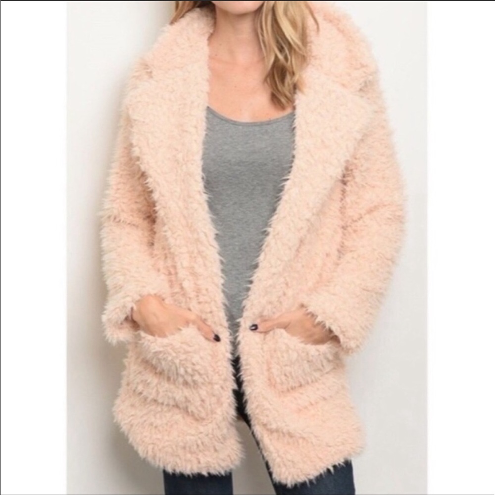 ❤️So Soft! Blush Fuzzy Open Teddy Coat! - Picture 5 of 6
